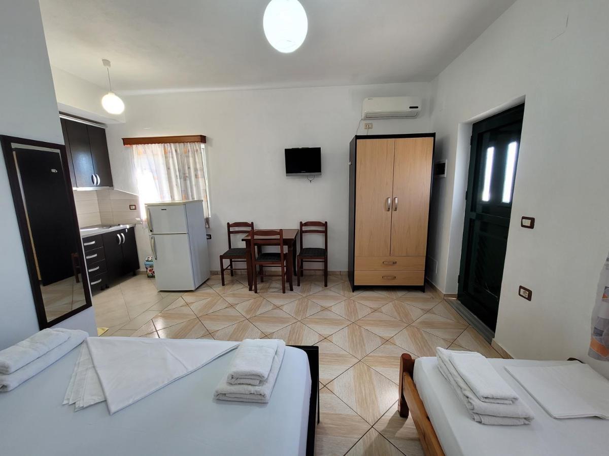 Apartments Vela Ксаміл Екстер'єр фото