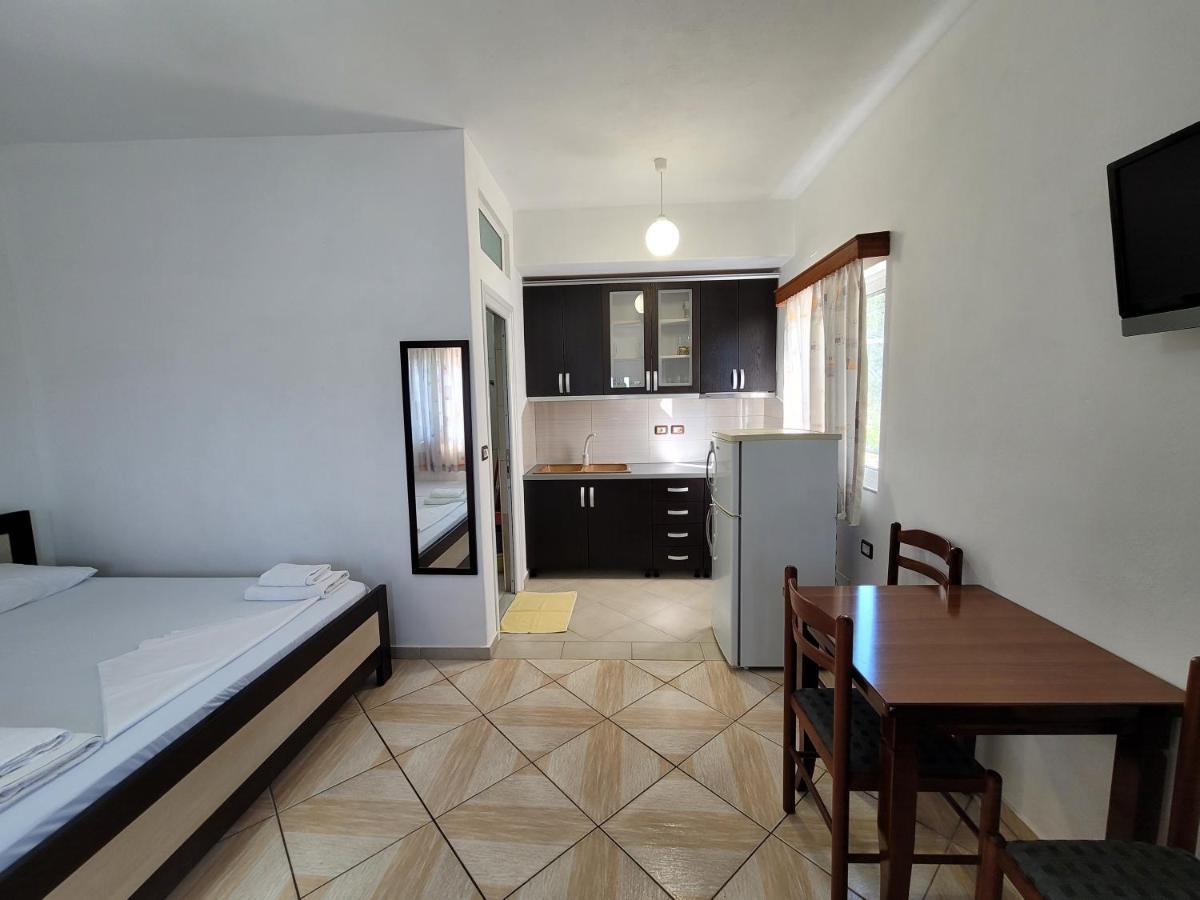 Apartments Vela Ксаміл Екстер'єр фото