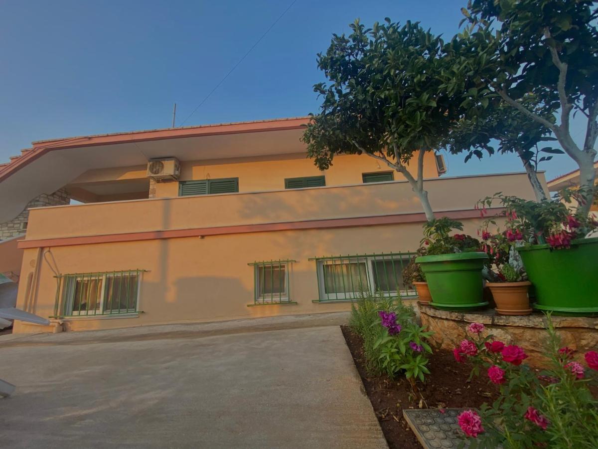 Apartments Vela Ксаміл Екстер'єр фото