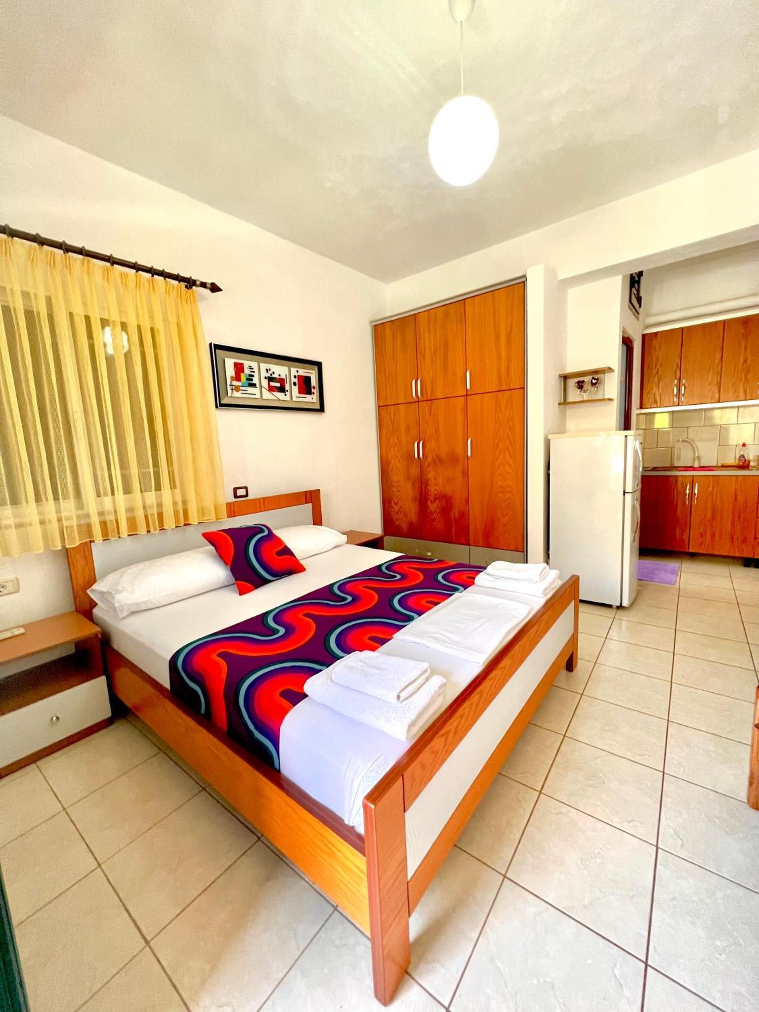Apartments Vela Ксаміл Екстер'єр фото